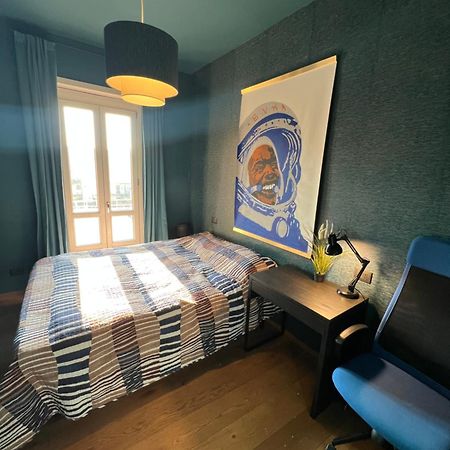 Room With Private Balcony On The Dora River Torino Esterno foto