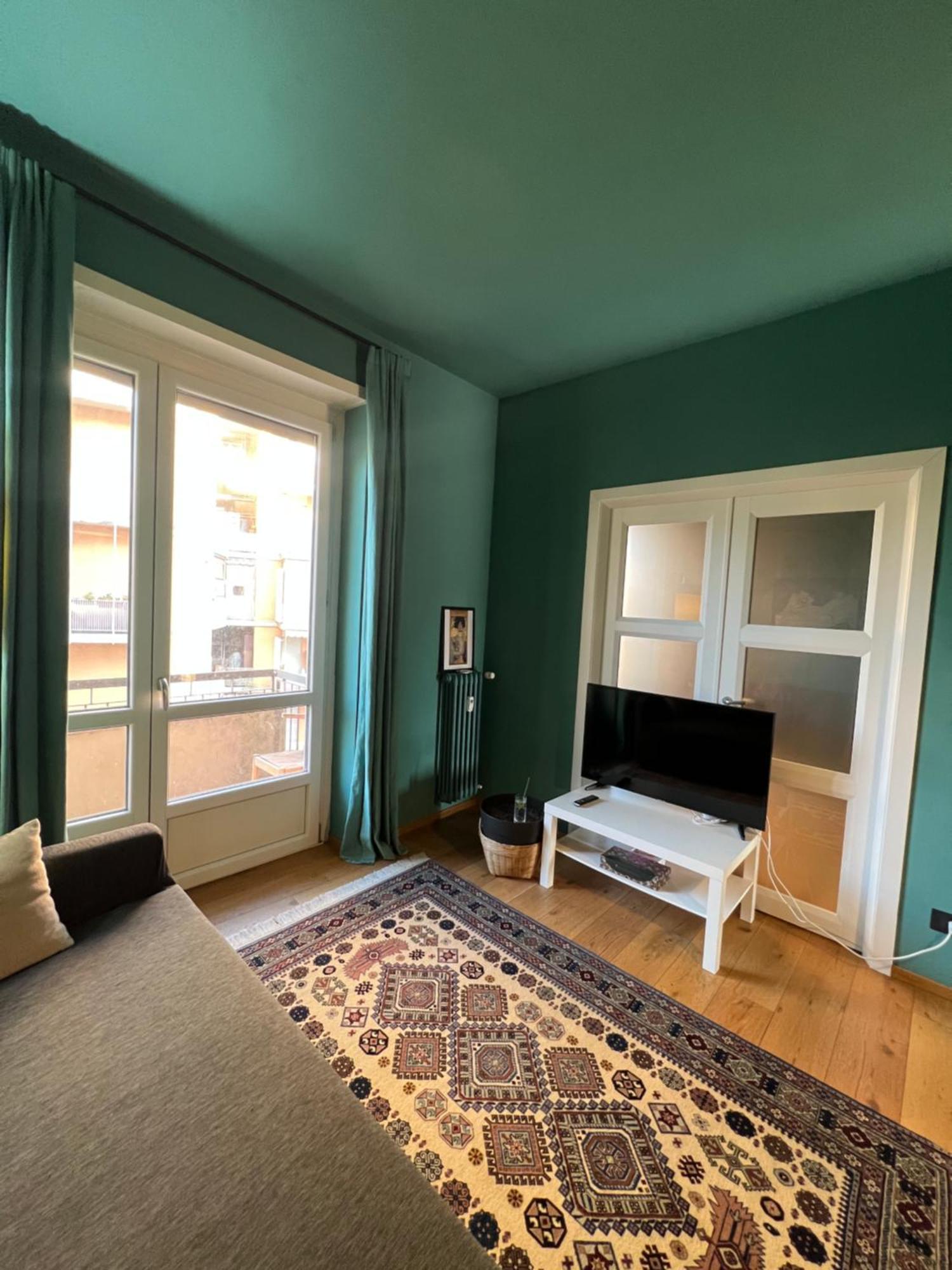 Room With Private Balcony On The Dora River Torino Esterno foto