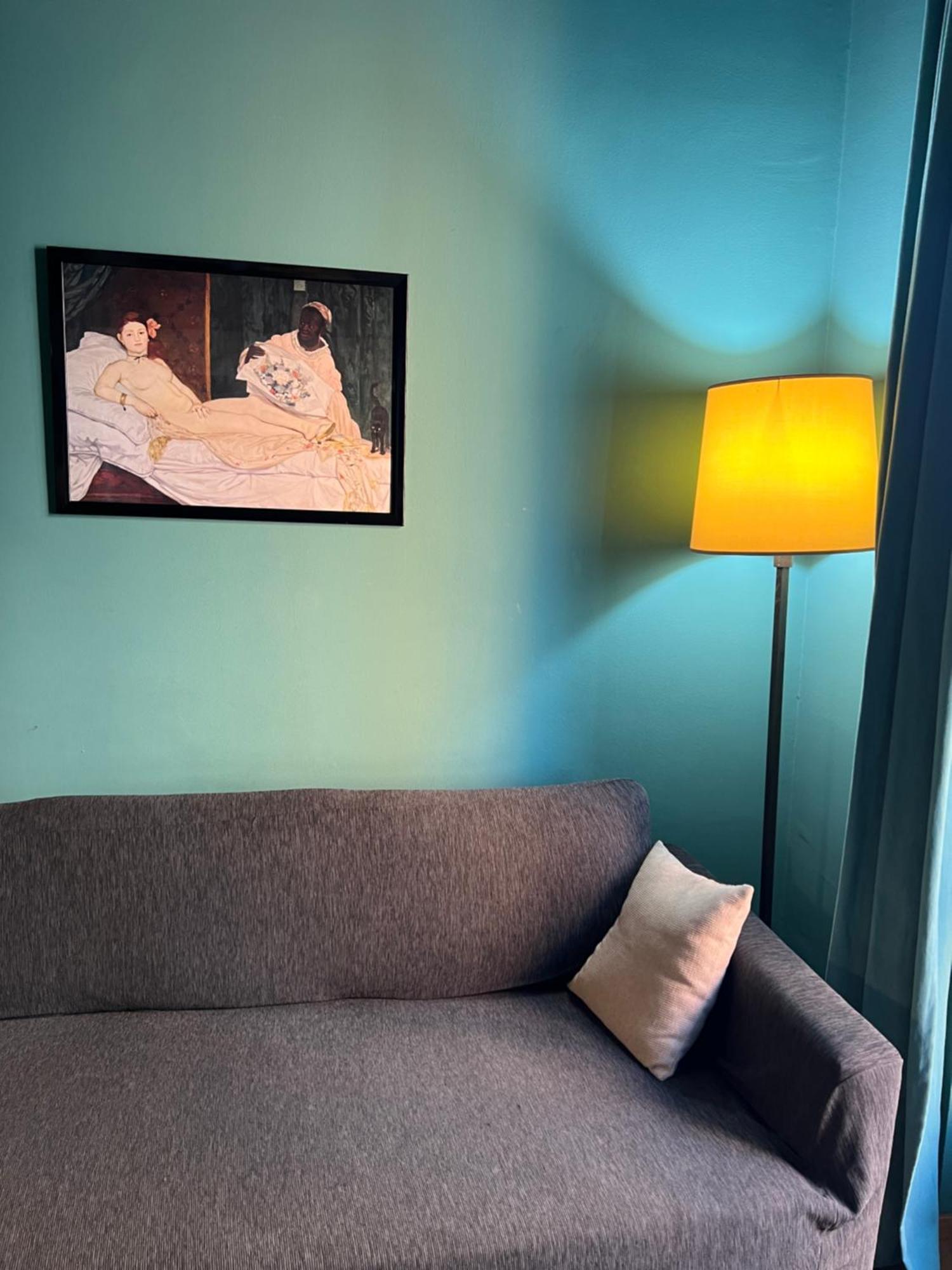 Room With Private Balcony On The Dora River Torino Esterno foto
